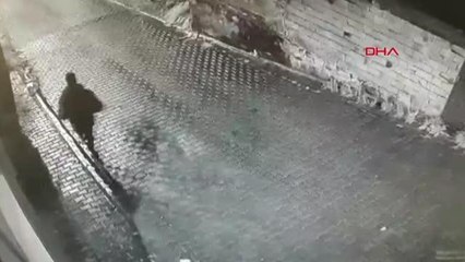 YAŞLI ADAMIN PARASINI VE TELEFONUNU GASP EDEN 4 KİŞİ TUTUKLANDI