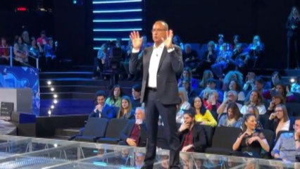 Carlo Conti fa pieno di ascolti con ritorno de 'I migliori anni'