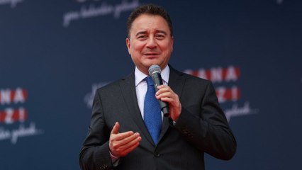 Babacan: Dövizler bitti, son haftalarda harıl harıl altınları satıyorlar