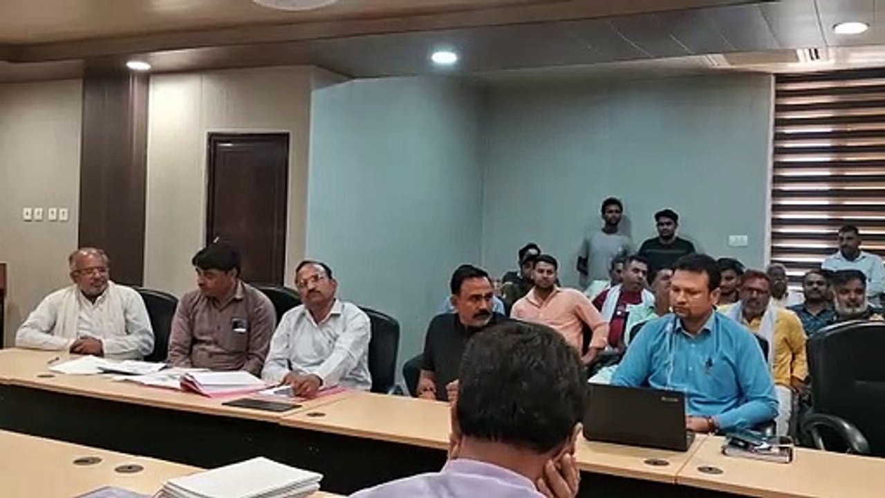 फल सब्जी मंडी में बीडा के आवंटन प्रस्ताव से आढ़तिया असहमत