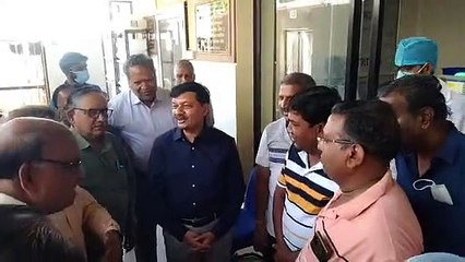 कलेक्टर दिनेश जैन ने किया डायलिसिस सेंटर का निरीक्षण,समिति ने कराया समस्याओं से अवगत