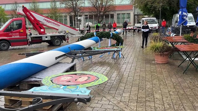 Wirtshaus am Bavariapark: Maibaum aufstellen 2023 im Biergarten bereits am 28.04.2023