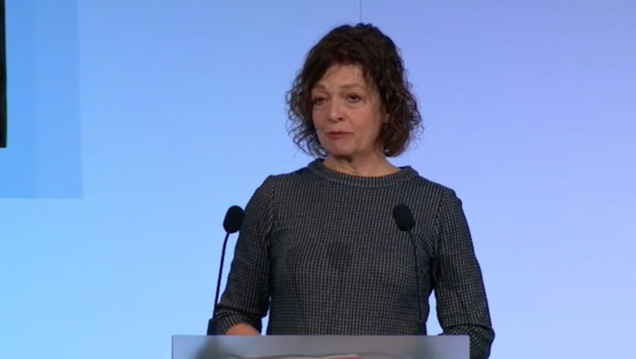 Ofsted inspectors should ‘hand in badges’, says sister of late headteacher Ruth Perry