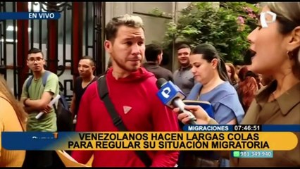 Continúan largas colas de extranjeros que buscan regular su situación migratoria tras anuncio de Boluarte