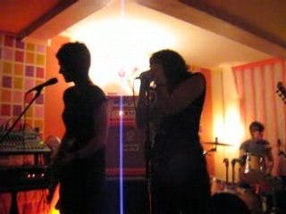 Guinea Pigs - The Moon is not Enough à l'Union Bar