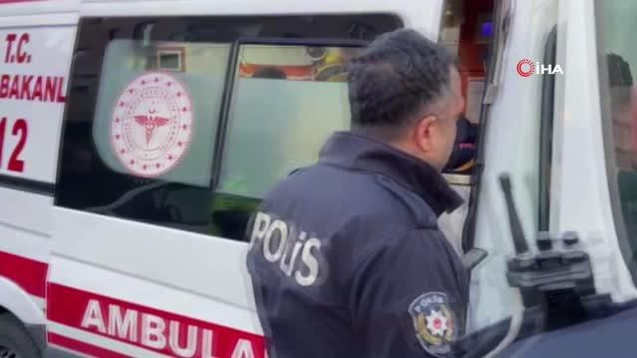 Bahçelievler'de otomobil kafenin bahçesine uçtu: 1 ağır yaralı