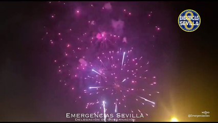Fuegos artificiales que ponen fin a la Feria de Abril 2023
