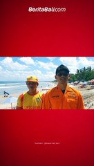 Pemantauan objek wisata Pantai Kuta oleh petugas siaga sar khusus lebaran 2023 basarnas bali minggu, 30 april 2023.