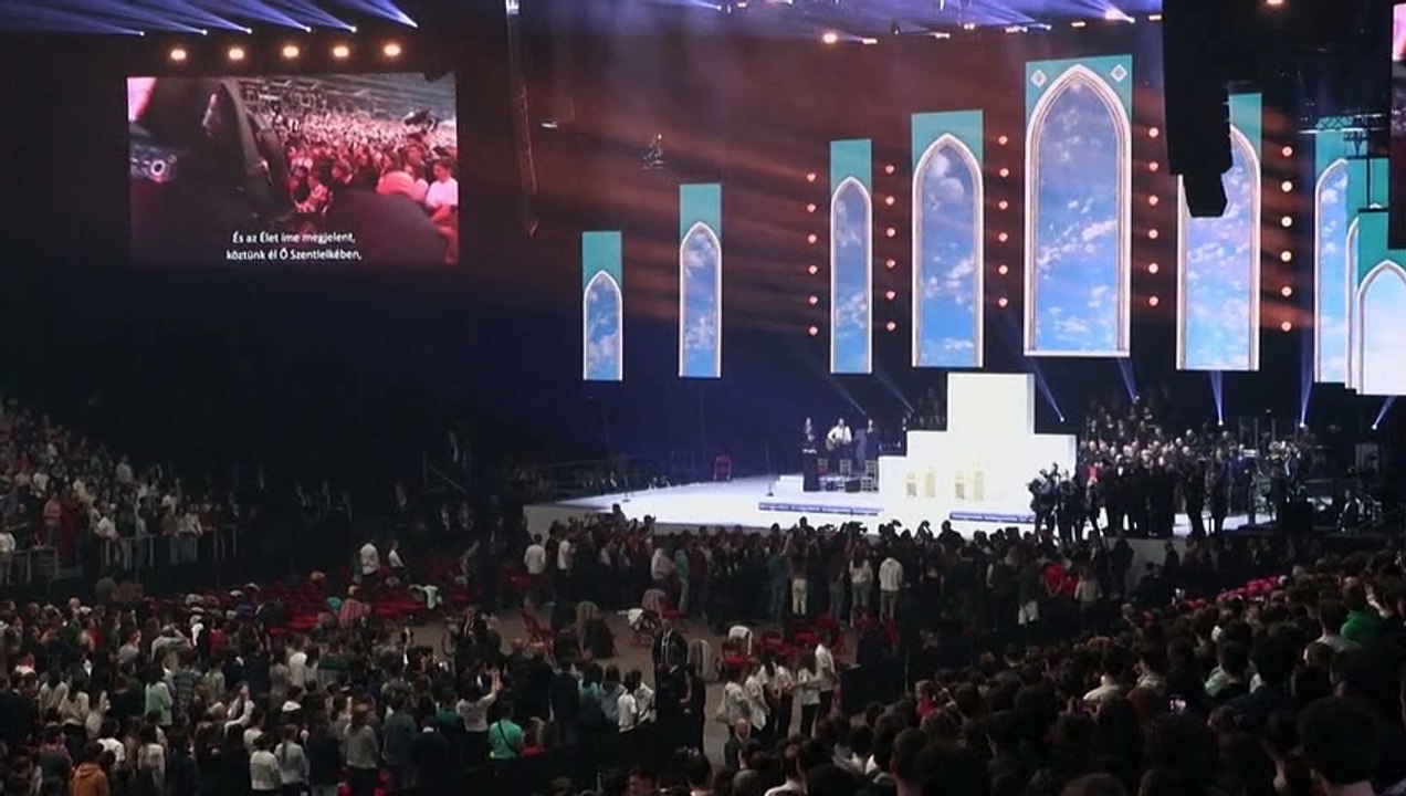 Papstbesuch in Ungarn: Mahnende Worte und Zauberwürfel als Geschenk