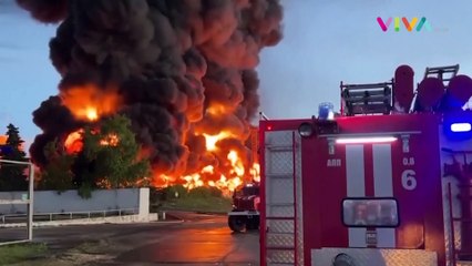 Rusia Kena Sial! Awan Asap Raksasa di Langit Sevastopol