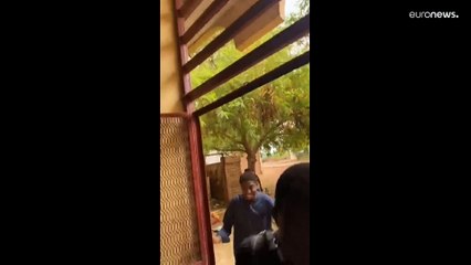 حمدوك يحذر: حرب أهلية في السودان ستكون كابوسا عالميا وحروب سوريا واليمن وليبيا مجرد مبارزات صغيره