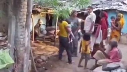 रीवा: शासकीय भूमि से कब्जा हटाने दलबल के साथ पहुंचा प्रशासनिक अमला