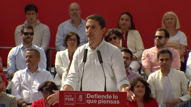 Robles, Lobato y Maroto cargan contra la confrontación y el patriotismo de pulsera del PP