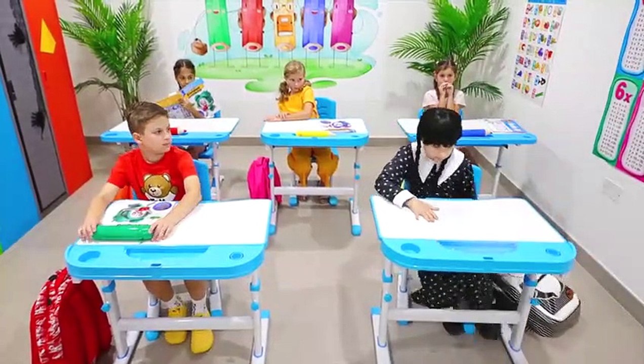 Diana Wednesday and School Friendship Story(480P)