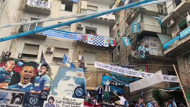 Inter-Lazio 3-1, Napoli esplode sognando festa scudetto - Video