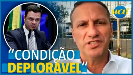 Deputado visita Anderson Torres na prisão: 'Está abalado'