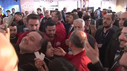Sanayi ve Teknoloji Bakanı Mustafa Varank: "Cumartesi günü 600 bin kişi TEKNOFEST'i ziyaret etti"
