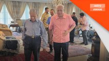 Annuar Musa bertemu Tun Mahathir, bincang soal politik