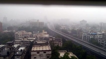 Video.... गुजरात में तीसरे दिन भी बेमौसम बारिश, अहमदाबाद में भी गिरा पानी