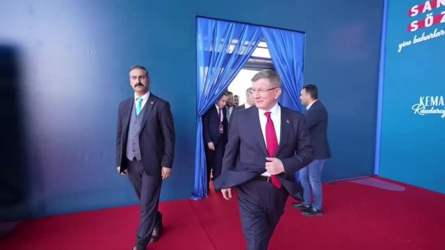 Millet İttifakı İzmir Mitingi... Ahmet Davutoğlu: Yiğidi Bir Kuru Soğana Muhtaç Ettiler. Şimdi O Yiğitler, Soğan Bile Bulamıyorlar