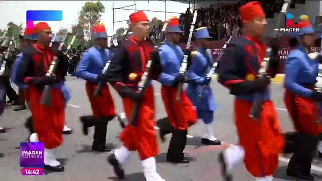 López Obrador encabeza la ceremonia por el aniversario de la Batalla de Puebla