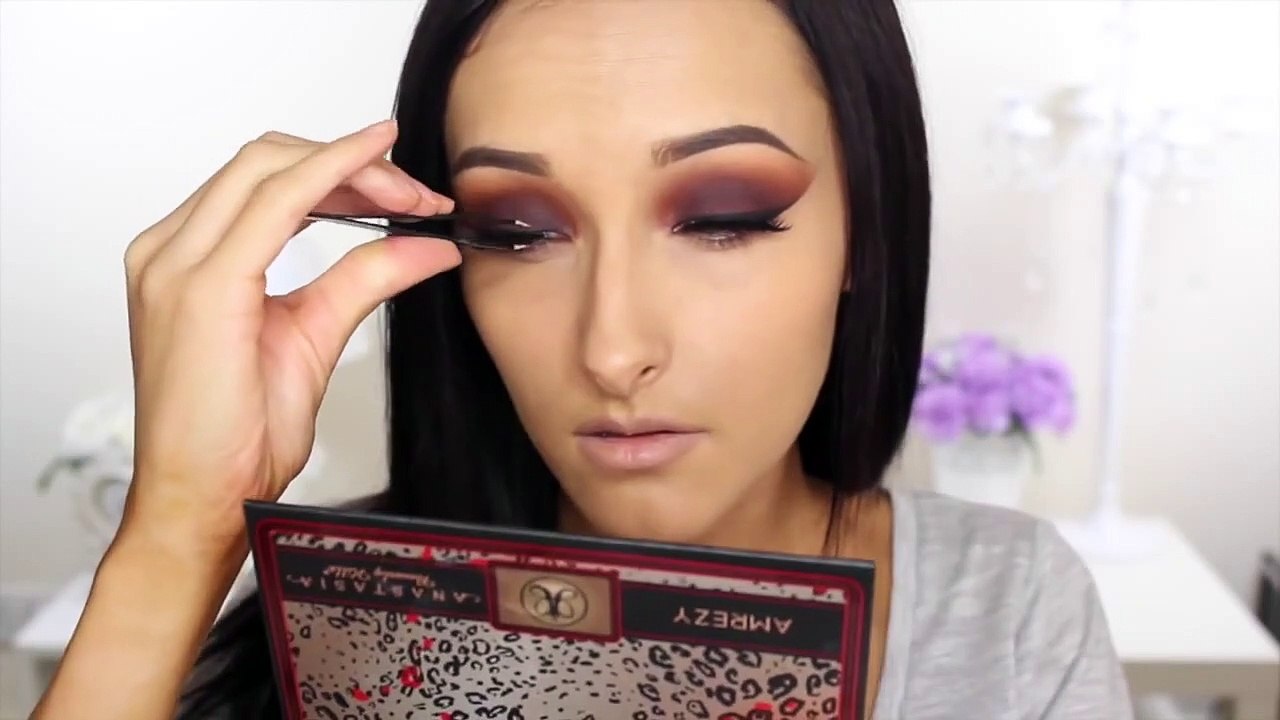 Deep Plum Smokey Eye ♥ Amrezy Palette Makeup Tutorial video Dailymotion