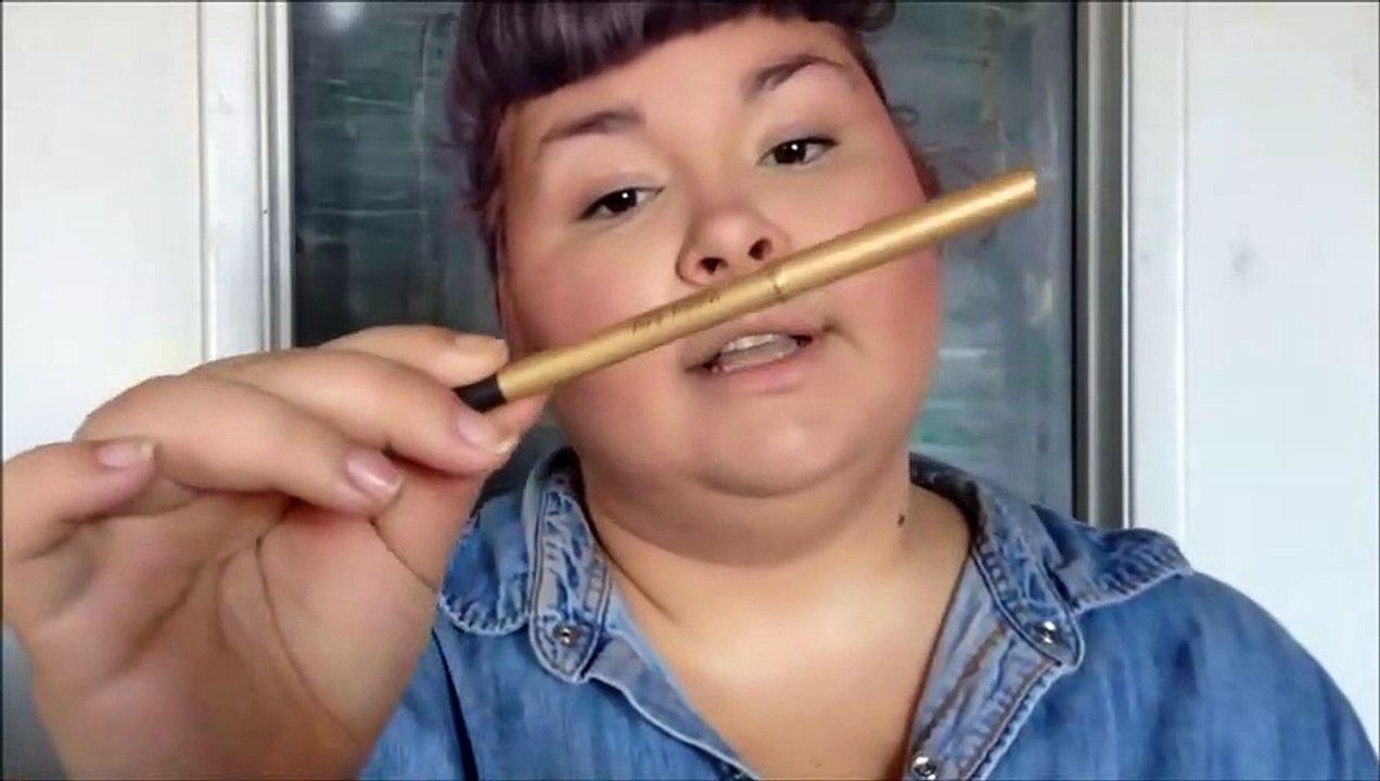 How To Make Your Face Look Thinner Makeup Tricks Video Dailymotion