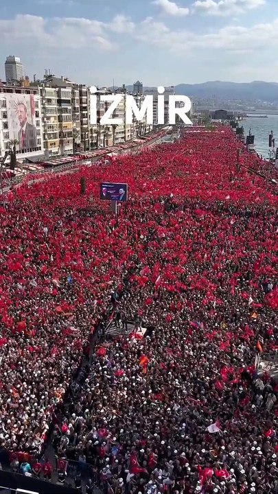 Fahrettin Altun'dan CHP'li Özel'e yanıt: Hep bi...