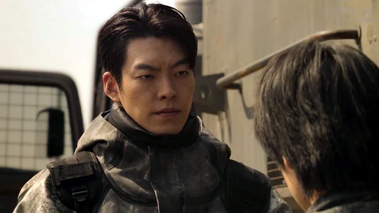 Black Knight: In der neuen Netflix-Serie geht der Welt die Luft zum Atmen aus