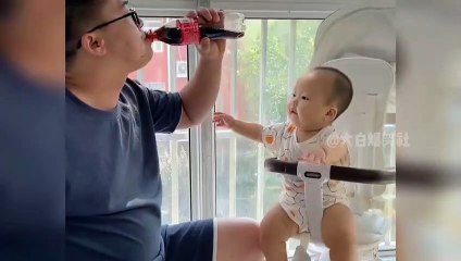 Cold drink drinking by kid