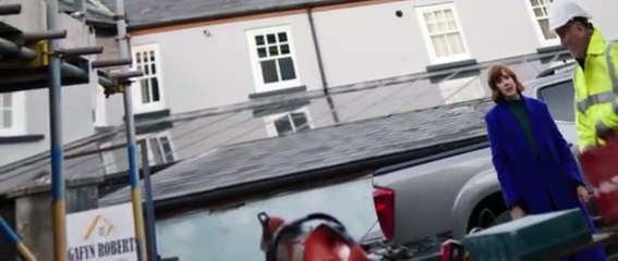 The Light in the Hall S01 E02