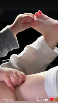 La jeune grand-mère a partagé un adorable cliché de son petit-filsInstagram - Estelle Léfébure