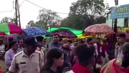 उज्जैन: मंदिर के आसपास सरकारी जमीन से अतिक्रमण हटाने के कलेक्ट ने दिए निर्देश