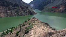 Yusufeli Barajı'nda su seviyesi 126 bin metreye ulaştı, ilçe merkezi artık tamamen sular altında