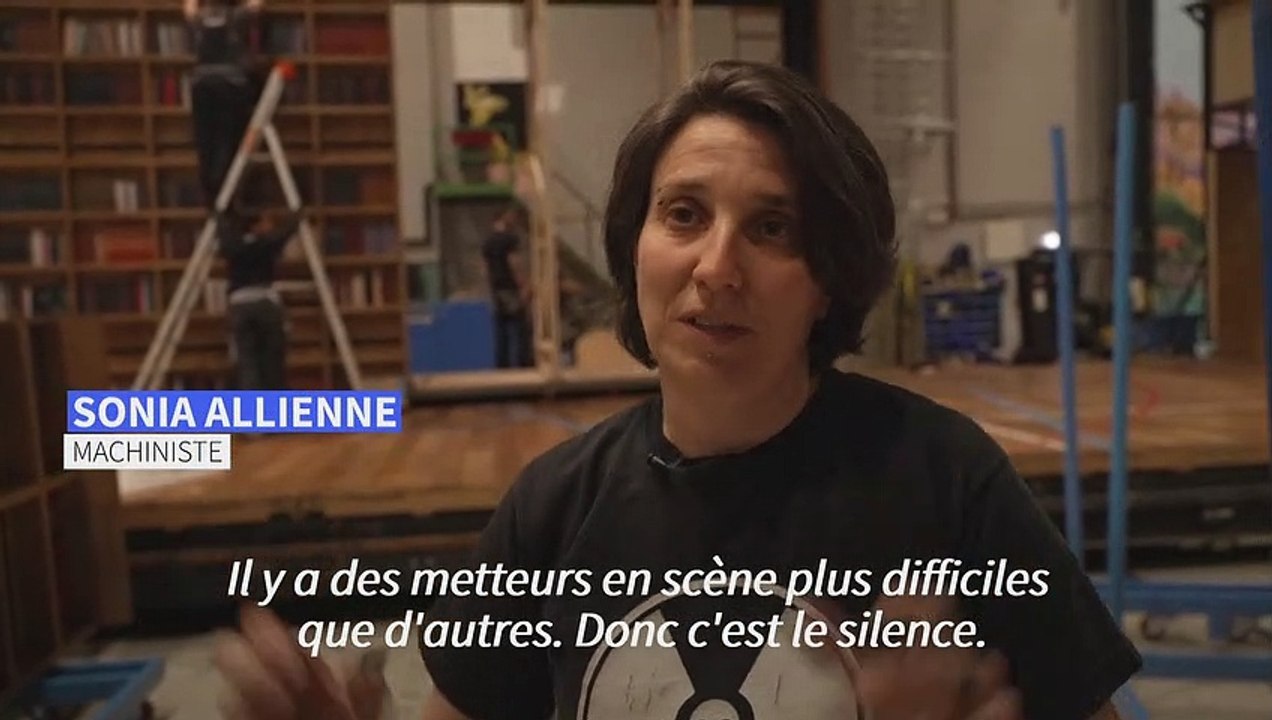A l'Opéra Bastille de Paris, l'autre ballet des machinistes