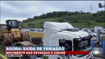 Estradas enchem em saída para feriado de Primeiro de Maio 01/05/2023 09:47:52