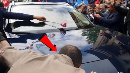 Togg'u karşısında gören vatandaş sevincinden kaputu öptü