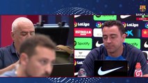 Xavi se moja y eleva a gran nivel al Manchester City en rueda de prensa