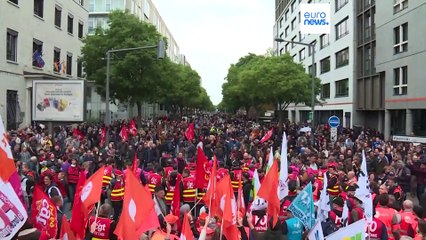 Sindicatos franceses registam mais de dois milhões e vários confrontos