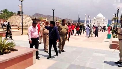 'सेवन वंडर्स' परिसर से ठेले-थडि़यां हटाई, ठेकेेदार पाबंद