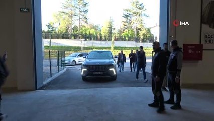 Türkiye'nin milli otomobili TOGG'a vatandaşlardan büyük ilgi