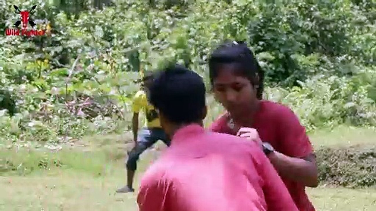 Tiger Attack Nearby Jungle     Animal  Attack Boys in African Forest Fun Made Movie by Wild Fighter (2)