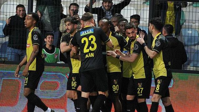 10 kişi kalan rakibe 30 şut çektiler, penaltı kaçırdılar ve kaybettiler! Giresunspor, İstanbul'da kabusu yaşadı