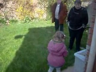 PAQUES DANS LE JARDIN A MARLY 2008