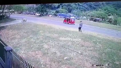 'Y de pronto un día de suerte': ciclistas chocan en plena calle de Choloma