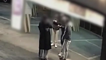 "미성년자 성관계 신고하겠다"...합의금 챙긴 일당 송치 / YTN