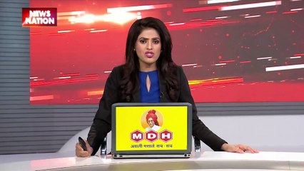 Delhi : थोड़ी देर की बारिश ने खोली पोल, साकेत मॉल के सामने धंसी धड़क