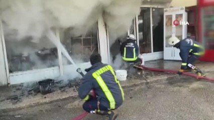 İş yerinde çıkan yangın paniğe neden oldu