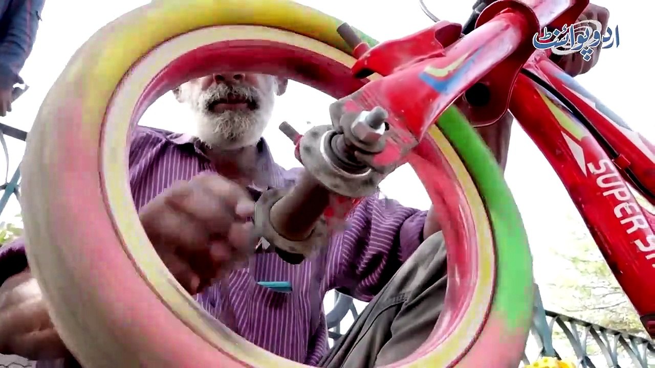 3 Love Marriages Or 11 Bache - Har Biwi Ka Separate House - Cycle Mechanic Ab 4Th Wife Ki Talash Me