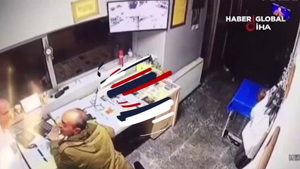 Akıllara durgunluk veren olay! Başkentte engelli durak görevlisine saldırı kamerada